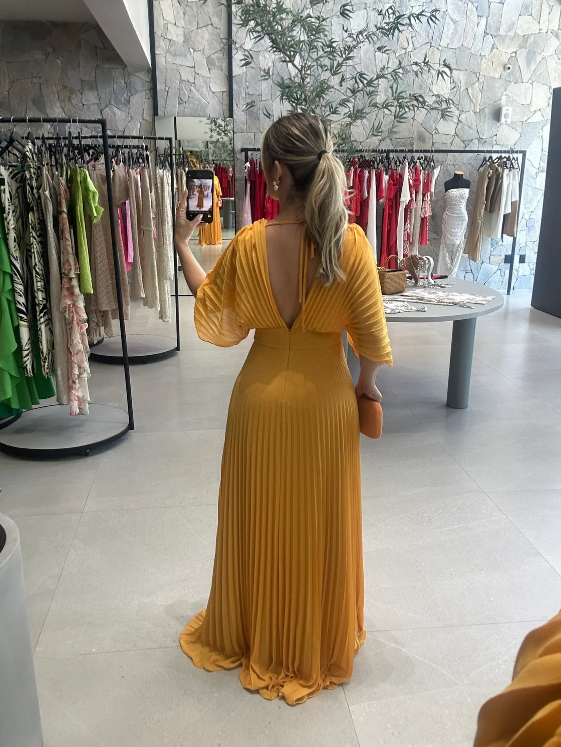 Saphira Robe